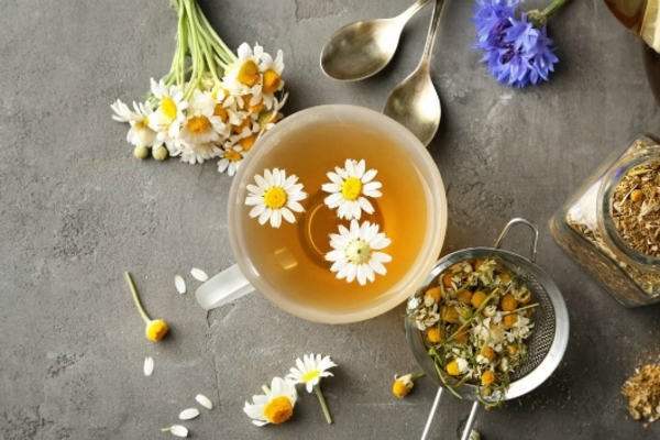Cách uống trà hoa cúc giảm cân