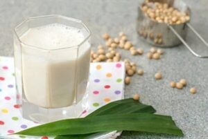 Uống sữa đậu nành giảm cân không?